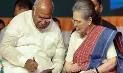 അയോധ്യ ചടങ്ങില്‍ വിട്ടുനില്‍ക്കുന്നത് കേരളത്തിലെ സാഹചര്യം കൊണ്ടല്ലെന്ന് എഐസിസി വിശദീകരണം