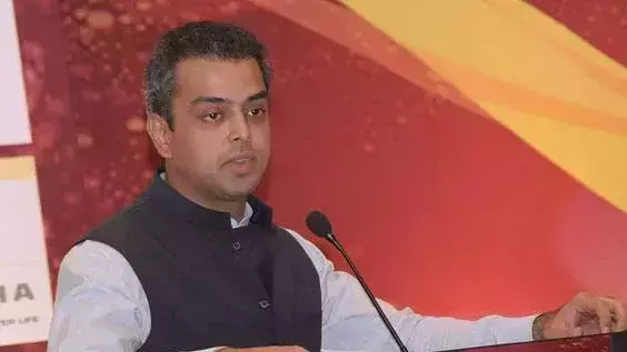 മുന്‍ കേന്ദ്രമന്ത്രി മിലിന്ദ് ദിയോറ കോണ്‍ഗ്രസ് വിട്ടു; ശിവസേന- ഷിന്‍ഡെ വിഭാഗത്തിലേക്കെന്ന് സൂചന