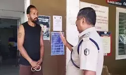 ഗുണ്ടാപ്പിരിവ് നൽകാത്തതിന്റെ പേരിൽ 61കാരനെ കരിങ്കല്ല് കൊണ്ട് തലയ്ക്കടിച്ചു; പ്രതി പിടിയിൽ ഗുണ്ടാപ്പിരിവ് നൽകാത്തതിന്റെ പേരിൽ 61കാരനെ കരിങ്കല്ല് കൊണ്ട് തലയ്ക്കടിച്ചു; പ്രതി പിടിയിൽ