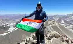 ലോകത്തിലെ ഏറ്റവും ഉയരം കൂടിയ അഗ്‌നിപര്‍വതം കീഴടക്കി മലയാളി സര്‍ക്കാര്‍ ഉദ്യോഗസ്ഥന്‍