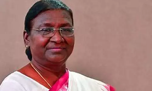 റിപബ്ലിക്ക് ആഘോഷ നിറവില് രാജ്യം; രാഷ്ട്രപതി രാജ്യത്തെ അഭിസംബോധന ചെയ്യും റിപബ്ലിക്ക് ആഘോഷ നിറവില് രാജ്യം; രാഷ്ട്രപതി രാജ്യത്തെ അഭിസംബോധന ചെയ്യും
