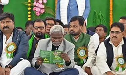 ജാര്ഖണ്ഡില് ഇന്ന് വിശ്വാസ വോട്ടെടുപ്പ് ജാര്ഖണ്ഡില് ഇന്ന് വിശ്വാസ വോട്ടെടുപ്പ്