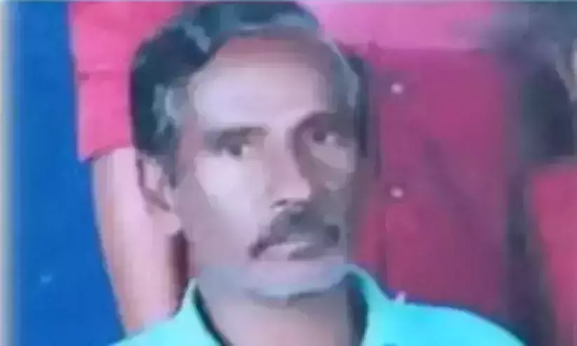 കൊച്ചിയിലെ പിഎഫ് ഓഫീസില് ആത്മഹത്യക്ക് ശ്രമിച്ചയാള് മരിച്ചു കൊച്ചിയിലെ പിഎഫ് ഓഫീസില് ആത്മഹത്യക്ക് ശ്രമിച്ചയാള് മരിച്ചു