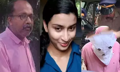 ആയിരത്തിലധികം പേജുകൾ, ലക്ഷ്യം സാമ്പത്തിക നേട്ടം; കുട്ടിയെ തട്ടിക്കൊണ്ടു പോയ കേസിൽ കുറ്റപത്രം ഇന്ന് സമർപ്പിക്കും ആയിരത്തിലധികം പേജുകൾ, ലക്ഷ്യം സാമ്പത്തിക നേട്ടം; കുട്ടിയെ തട്ടിക്കൊണ്ടു പോയ കേസിൽ കുറ്റപത്രം ഇന്ന് സമർപ്പിക്കും