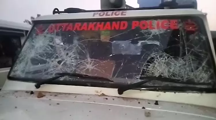 ഉത്തരാഖണ്ഡില്‍ കലാപം; 4 പേര്‍ കൊല്ലപ്പെട്ടു, 250 പേര്‍ക്കു പരിക്ക്