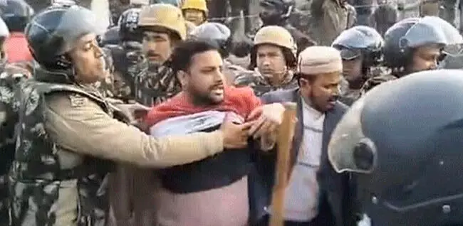 ഉത്തരാഖണ്ഡില്‍ കലാപം; 4 പേര്‍ കൊല്ലപ്പെട്ടു, 250 പേര്‍ക്കു പരിക്ക്