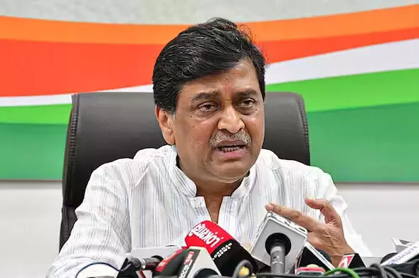 മഹാരാഷ്ട്ര മുന്‍മുഖ്യമന്ത്രി അശോക് ചവാനും കോണ്‍ഗ്രസ് വിട്ടു