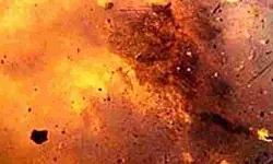 തൃപ്പൂണിത്തുറയിലെ തെക്കുംഭാഗത്ത് പടക്ക കടയില് ഉഗ്ര സ്ഫോടനം; ഒരാള് മരിച്ചു; രണ്ടുപേര്ക്ക് ഗുരുതര പരിക്ക് തൃപ്പൂണിത്തുറയിലെ തെക്കുംഭാഗത്ത് പടക്ക കടയില് ഉഗ്ര സ്ഫോടനം; ഒരാള് മരിച്ചു; രണ്ടുപേര്ക്ക് ഗുരുതര പരിക്ക്