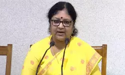 കോട്ടയം മെഡിക്കൽ കോളജ് അപകടം; ബിന്ദുവിൻ്റെ കുടുംബത്തിന് വീട് നിർമ്മിച്ചുനൽകും: ആർ ബിന്ദു കോട്ടയം മെഡിക്കൽ കോളജ് അപകടം; ബിന്ദുവിൻ്റെ കുടുംബത്തിന് വീട് നിർമ്മിച്ചുനൽകും: ആർ ബിന്ദു