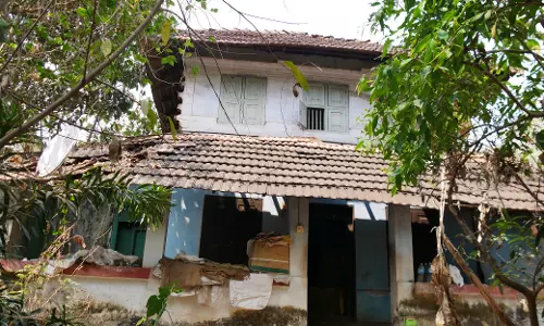 ഉമൈത്താനകത്ത് പുത്തന്‍വീട്ടില്‍ കുഞ്ഞിക്കാദറിന്റെ ധീരരക്തസാക്ഷിത്വത്തിന് നാളെ 102 വയസ്സ്