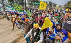 เดฏเตเดตเดเดฐเตโเดทเดเดจเตเดฑเต เดฎเดฐเดฃเด; เดกเดฒเตโเดนเดฟ เดเดฒเต เดฎเดพเดฐเตโเดเตเดเต เดฐเดฃเตเดเตเดฆเดฟเดตเดธเดคเตเดคเตเดเตเดเต เดจเดฟเดฐเตโเดคเตเดคเดฟเดตเดฏเตเดเตเดเตเด เดฏเตเดตเดเดฐเตโเดทเดเดจเตเดฑเต เดฎเดฐเดฃเด; เดกเดฒเตโเดนเดฟ เดเดฒเต เดฎเดพเดฐเตโเดเตเดเต เดฐเดฃเตเดเตเดฆเดฟเดตเดธเดคเตเดคเตเดเตเดเต เดจเดฟเดฐเตโเดคเตเดคเดฟเดตเดฏเตเดเตเดเตเด