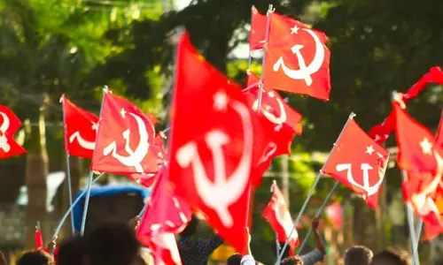 കോടല്ലൂര് വാര്ഡുകളിലെ യുഡിഎഫ് പത്രിക തള്ളി; 14 ഇടത്ത് എതിരില്ലാതെ വിജയിച്ച് എല്ഡിഎഫ് കോടല്ലൂര് വാര്ഡുകളിലെ യുഡിഎഫ് പത്രിക തള്ളി; 14 ഇടത്ത് എതിരില്ലാതെ വിജയിച്ച് എല്ഡിഎഫ്