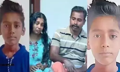 ആലപ്പുഴയിലെ ഏഴാം ക്ലാസുകാരന്റെ ആത്മഹത്യ: അധ്യാപകര്ക്കെതിരെ ജുവനൈൽ ജസ്റ്റിസ് ആക്ട് പ്രകാരം കേസ് ആലപ്പുഴയിലെ ഏഴാം ക്ലാസുകാരന്റെ ആത്മഹത്യ: അധ്യാപകര്ക്കെതിരെ ജുവനൈൽ ജസ്റ്റിസ് ആക്ട് പ്രകാരം കേസ്
