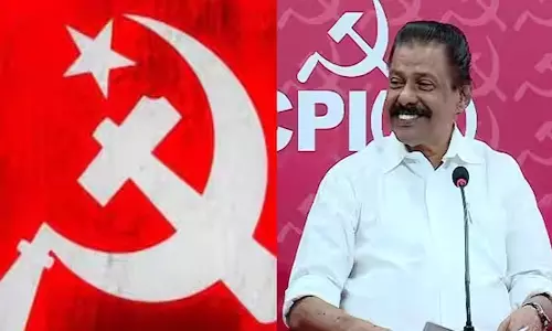 പി ശശിക്കെതിരേ അന്വേഷണമില്ല; അജിത് കുമാറിനെ തിരക്കിട്ട് മാറ്റേണ്ടെന്നും സിപിഎം സംസ്ഥാന സെക്രട്ടേറിയറ്റ് പി ശശിക്കെതിരേ അന്വേഷണമില്ല; അജിത് കുമാറിനെ തിരക്കിട്ട് മാറ്റേണ്ടെന്നും സിപിഎം സംസ്ഥാന സെക്രട്ടേറിയറ്റ്