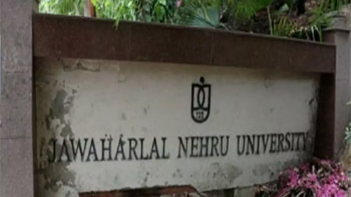 ജെ എന്യുവില് ആണ്കുട്ടികളും പെണ്കുട്ടികളും ഏറ്റുമുട്ടി; സംഘര്ഷത്തിന് പിന്നില് എബിവിപിയെന്ന് ഇടത് സംഘടനകള് ജെ എന്യുവില് ആണ്കുട്ടികളും പെണ്കുട്ടികളും ഏറ്റുമുട്ടി; സംഘര്ഷത്തിന് പിന്നില് എബിവിപിയെന്ന് ഇടത് സംഘടനകള്