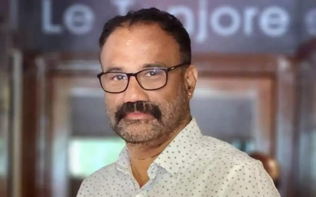 ജൂനിയര് അഭിഭാഷകരുടെ അധിക്ഷേപം; തിരുവനന്തപുരത്ത് അഭിഭാഷകന് വീട്ടില് മരിച്ചനിലയില് ജൂനിയര് അഭിഭാഷകരുടെ അധിക്ഷേപം; തിരുവനന്തപുരത്ത് അഭിഭാഷകന് വീട്ടില് മരിച്ചനിലയില്