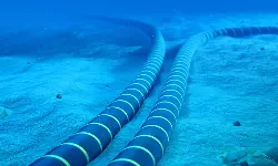 ചെങ്കടലില്‍ ഇന്റര്‍നെറ്റ് കേബിളുകള്‍ ഹൂത്തികള്‍ ലക്ഷ്യമിടുന്നു; മുന്നറിയിപ്പിന് പിന്നാലെ കേബിളുകള്‍ മുറിച്ചുമാറ്റി