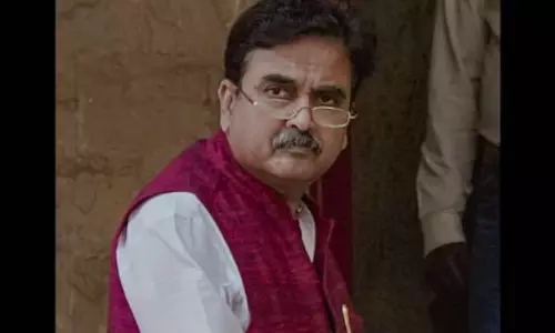 കൊല്‍ക്കത്ത ഹൈക്കോടതി ജഡ്ജി രാജിവച്ചു; ബിജെപി സ്ഥാനാര്‍ഥിയായേക്കും