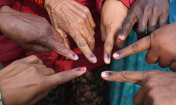 ഒരു രാജ്യം ഒരു തിരഞ്ഞെടുപ്പ്; ഉന്നത സമിതി റിപ്പോര്ട്ട് ഇന്ന് രാഷ്ട്രപതിക്ക് കൈമാറും ഒരു രാജ്യം ഒരു തിരഞ്ഞെടുപ്പ്; ഉന്നത സമിതി റിപ്പോര്ട്ട് ഇന്ന് രാഷ്ട്രപതിക്ക് കൈമാറും