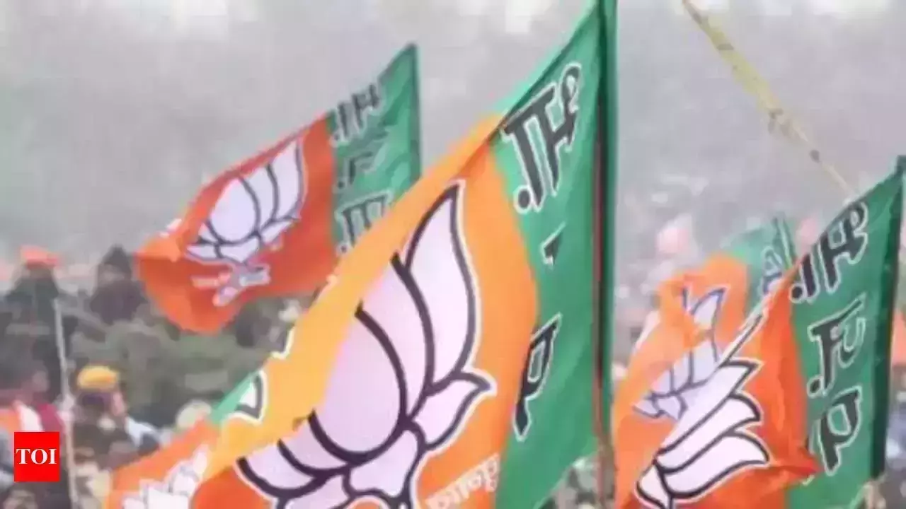 നരേന്ദ്ര മോദിയുടെ കോയമ്പത്തൂരിലെ റോഡ്ഷോയ്ക്ക് അനുമതിയില്ല; മദ്രാസ് ഹൈക്കോടതിയെ സമീപിച്ച് ബിജെപി നരേന്ദ്ര മോദിയുടെ കോയമ്പത്തൂരിലെ റോഡ്ഷോയ്ക്ക് അനുമതിയില്ല; മദ്രാസ് ഹൈക്കോടതിയെ സമീപിച്ച് ബിജെപി