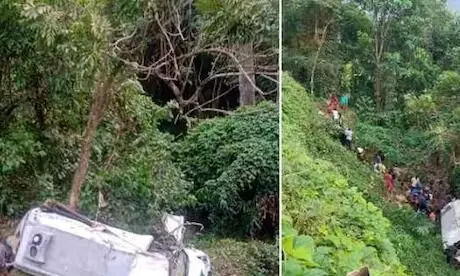 ഇടുക്കിയില് വിനോദസഞ്ചാരികള് സഞ്ചരിച്ച ട്രാവലര് മറിഞ്ഞു; ഒരു വയസുള്ള കുട്ടിയടക്കം മൂന്ന് പേര് മരിച്ചു ഇടുക്കിയില് വിനോദസഞ്ചാരികള് സഞ്ചരിച്ച ട്രാവലര് മറിഞ്ഞു; ഒരു വയസുള്ള കുട്ടിയടക്കം മൂന്ന് പേര് മരിച്ചു