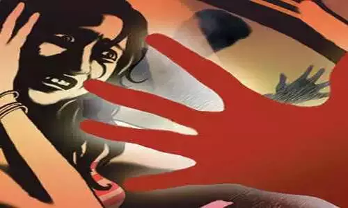 ഒമ്പതുകാരിയെ ഓട്ടോയിൽ പീഡിപ്പിച്ച പ്രതിക്ക് 16 വർഷം തടവും 60,000 രൂപ പിഴയും ഒമ്പതുകാരിയെ ഓട്ടോയിൽ പീഡിപ്പിച്ച പ്രതിക്ക് 16 വർഷം തടവും 60,000 രൂപ പിഴയും
