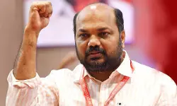 ജയിച്ചാലും തോറ്റാലും കോണ്ഗ്രസുകാര് ബിജെപിയില് പോകും; കൈക്ക് കുത്തിയാല് ഇന്നല്ലെങ്കില് നാളെ താമര വിരിയും: മന്ത്രി പി രാജീവ് ജയിച്ചാലും തോറ്റാലും കോണ്ഗ്രസുകാര് ബിജെപിയില് പോകും; കൈക്ക് കുത്തിയാല് ഇന്നല്ലെങ്കില് നാളെ താമര വിരിയും: മന്ത്രി പി രാജീവ്