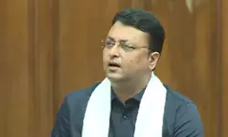 ഡല്‍ഹിയില്‍ ഓപ്പറേഷന്‍ താമര; 25 കോടി വാഗ്ദാനം ചെയ്ത് ബിജെപി സമീപിച്ചെന്ന് ആം ആദ്മി എംഎല്‍എ