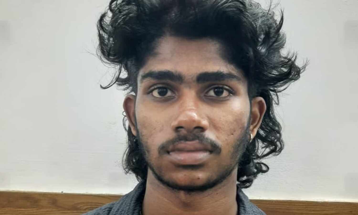 ഇരിങ്ങാലക്കുടയില് ഉല്സവത്തിനിടെ സംഘര്ഷം; യുവാവ് കുത്തേറ്റു മരിച്ചു ഇരിങ്ങാലക്കുടയില് ഉല്സവത്തിനിടെ സംഘര്ഷം; യുവാവ് കുത്തേറ്റു മരിച്ചു