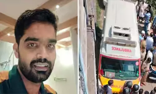പയ്യന്നൂരിൽ സ്കൂട്ടറില് ടിപ്പറിടിച്ച് യുവാവ് മരിച്ചു പയ്യന്നൂരിൽ സ്കൂട്ടറില് ടിപ്പറിടിച്ച് യുവാവ് മരിച്ചു