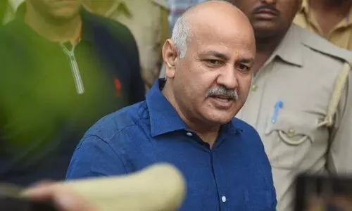 മദ്യനയ കേസില് ഡല്ഹി മുന് ഉപമുഖ്യമന്ത്രി മനീഷ് സിസോദിയക്ക് ജാമ്യമില്ല മദ്യനയ കേസില് ഡല്ഹി മുന് ഉപമുഖ്യമന്ത്രി മനീഷ് സിസോദിയക്ക് ജാമ്യമില്ല