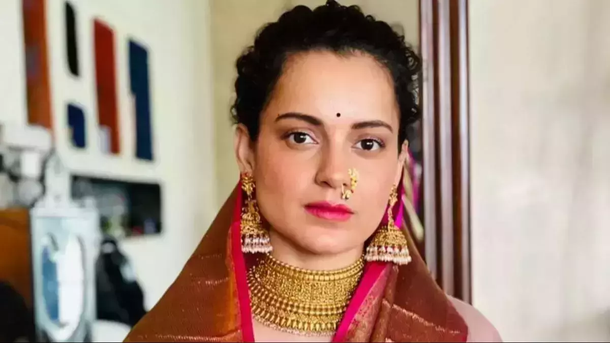 കങ്കണയുടെ വാക്കുകളെ വിമര്ശിച്ച് നേതാജിയുടെ കുടുംബം; രാഷ്ട്രീയ അഭിലാഷത്തിനായി ചരിത്രം വളച്ചൊടിക്കരുത് കങ്കണയുടെ വാക്കുകളെ വിമര്ശിച്ച് നേതാജിയുടെ കുടുംബം; രാഷ്ട്രീയ അഭിലാഷത്തിനായി ചരിത്രം വളച്ചൊടിക്കരുത്