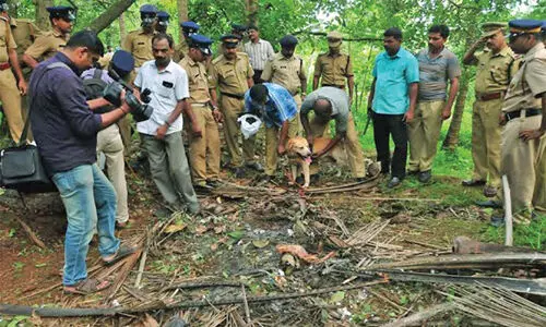 പാനൂര്‍ സ്‌ഫോടനം; നിരപരാധികളായ ഡിവൈഎഫ്ഐ  നേതാക്കളെ പ്രതികളാക്കുന്നുവെന്ന സിപിഎം വാദത്തെ തള്ളി പോലിസ്