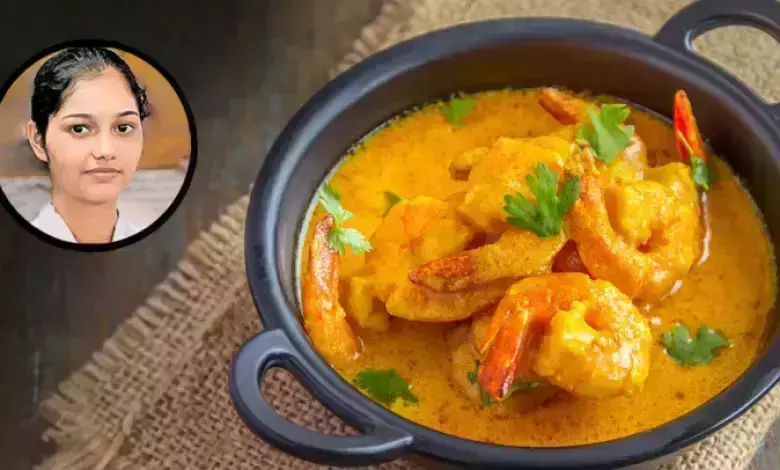 ചെമ്മീന് കഴിച്ച് യുവതിയുടെ മരണം: മെഡിക്കല് റിപ്പോര്ട്ട് പുറത്ത് ചെമ്മീന് കഴിച്ച് യുവതിയുടെ മരണം: മെഡിക്കല് റിപ്പോര്ട്ട് പുറത്ത്