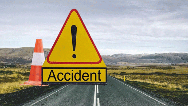 വാഹനാപകടത്തില് യുവതിക്ക് ദാരുണാന്ത്യം വാഹനാപകടത്തില് യുവതിക്ക് ദാരുണാന്ത്യം