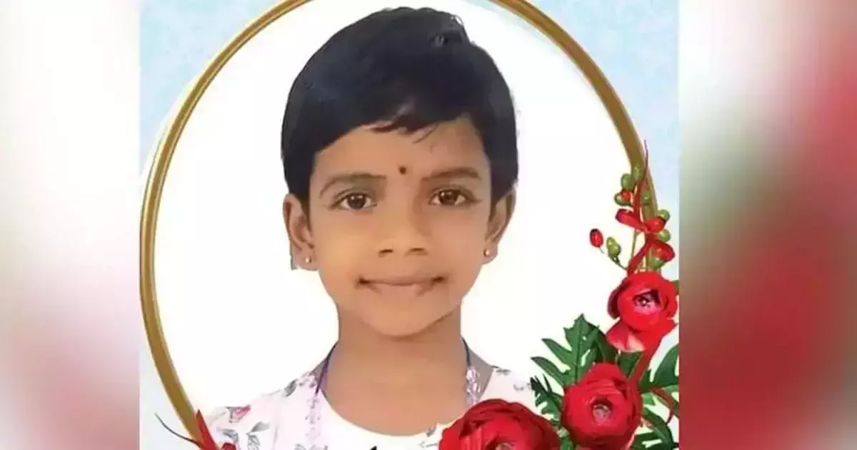 കോട്ടയത്ത് പാമ്പുകടിയേറ്റ് ഏഴ് വയസുകാരി മരിച്ചു കോട്ടയത്ത് പാമ്പുകടിയേറ്റ് ഏഴ് വയസുകാരി മരിച്ചു