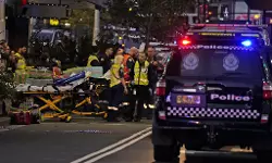 സിഡ്നിയിലെ ഷോപ്പിങ് മാളില് കത്തിയാക്രമണത്തില് ആറുപേര് കൊല്ലപ്പെട്ടു സിഡ്നിയിലെ ഷോപ്പിങ് മാളില് കത്തിയാക്രമണത്തില് ആറുപേര് കൊല്ലപ്പെട്ടു