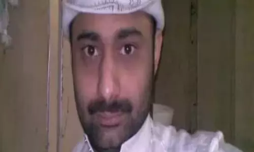 അബ്ദുറഹീം കേസ്; വധശിക്ഷ റദ്ദ് ചെയ്യാനുള്ള അപേക്ഷ സൗദി അപ്പീല് കോടതി ഫയലില് സ്വീകരിച്ചു അബ്ദുറഹീം കേസ്; വധശിക്ഷ റദ്ദ് ചെയ്യാനുള്ള അപേക്ഷ സൗദി അപ്പീല് കോടതി ഫയലില് സ്വീകരിച്ചു