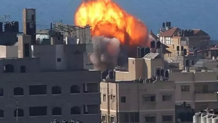 ലബനാനില് ഇസ്രായേല് വ്യോമാക്രമണം; ഹിസ്ബുല്ല ആക്രമണത്തിന് മറുപടിയെന്ന് ലബനാനില് ഇസ്രായേല് വ്യോമാക്രമണം; ഹിസ്ബുല്ല ആക്രമണത്തിന് മറുപടിയെന്ന്