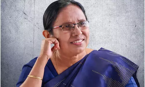 കെ കെ ശൈലജക്കെതിരെ സമൂഹമാധ്യമത്തില് അശ്ലീല കമന്റിട്ട യൂത്ത്കോണ്ഗ്രസ് പ്രവര്ത്തകനെതിരെ കേസെടുത്തു കെ കെ ശൈലജക്കെതിരെ സമൂഹമാധ്യമത്തില് അശ്ലീല കമന്റിട്ട യൂത്ത്കോണ്ഗ്രസ് പ്രവര്ത്തകനെതിരെ കേസെടുത്തു