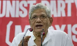 ജയിലില്‍ പോകാന്‍ ഞങ്ങള്‍ക്ക് പേടിയില്ല, പേടിയുള്ള കോണ്‍ഗ്രസ്സുകാരാണ് ബിജെപിയില്‍ ചേരുന്നത്: സീതാറാം യെച്ചൂരി