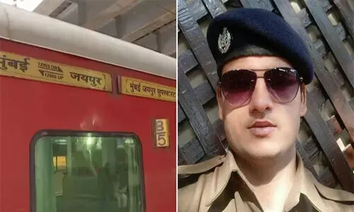 തീവണ്ടിയുടെ ഒഴിഞ്ഞ കോച്ചില്‍ നിന്ന് പുക ഉയരുന്നത് നിയന്ത്രിക്കുന്നതിനിടെ റെയില്‍വേ പോലിസ് ഉദ്യോഗസ്ഥന്‍ മരിച്ചു