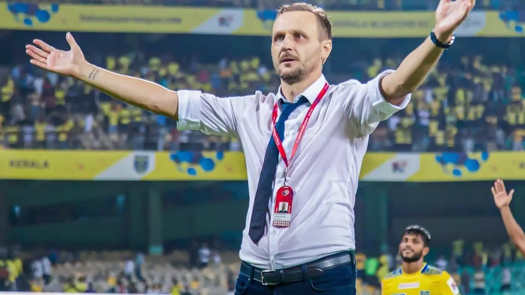 ബ്ലാസ്റ്റേഴ്സില് ഇവാന് വുകോമനോവിച്ച് യുഗം അവസാനിച്ചു ബ്ലാസ്റ്റേഴ്സില് ഇവാന് വുകോമനോവിച്ച് യുഗം അവസാനിച്ചു