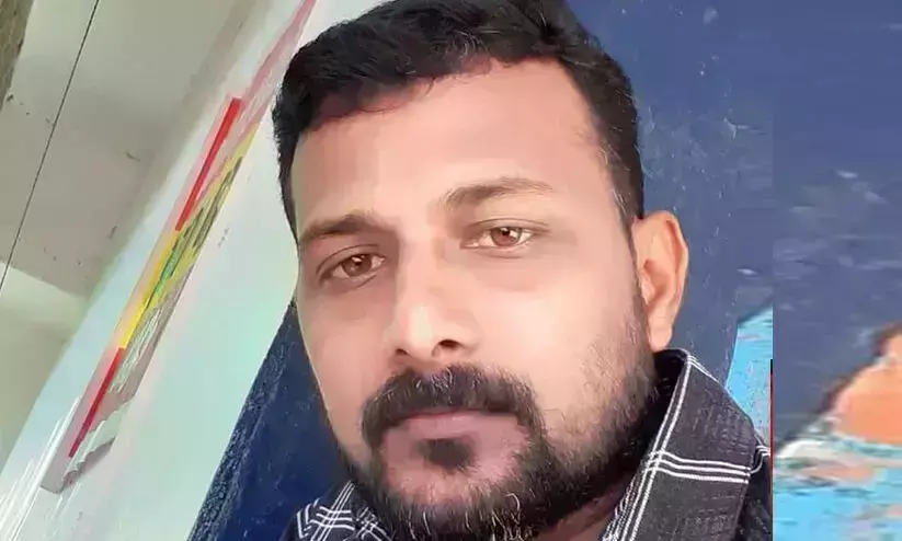 ലക്കിടിയില് ബൈക്കുകള് കൂട്ടിയിടിച്ച് യുവാവ് മരിച്ചു ലക്കിടിയില് ബൈക്കുകള് കൂട്ടിയിടിച്ച് യുവാവ് മരിച്ചു