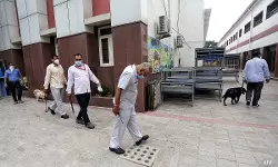 ഡല്‍ഹിയില്‍ എട്ട് സ്‌കൂളുകള്‍ക്ക് ബോംബ് ഭീഷണി; പരീക്ഷകള്‍ നിര്‍ത്തിവച്ചു