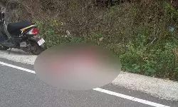 ഇടുക്കി ചിന്നക്കനാലില് സ്കൂട്ടര് കൊക്കയിലേക്ക് മറിഞ്ഞ് മാതാവും മകളും ഉള്പ്പെടെ മൂന്ന് മരണം ഇടുക്കി ചിന്നക്കനാലില് സ്കൂട്ടര് കൊക്കയിലേക്ക് മറിഞ്ഞ് മാതാവും മകളും ഉള്പ്പെടെ മൂന്ന് മരണം