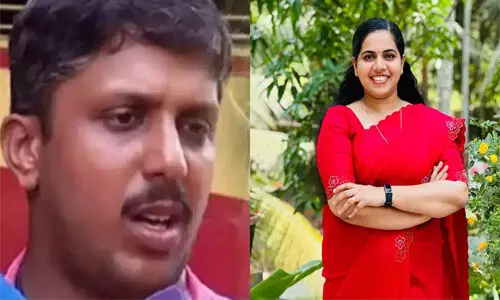 കെഎസ്ആര്ടിസി ബസ് തടഞ്ഞ കേസ്; ആര്യ രാജേന്ദ്രന്റെയും സച്ചിന്ദേവിന്റെയും മൊഴി ഇന്ന് രേഖപ്പെടുത്തും കെഎസ്ആര്ടിസി ബസ് തടഞ്ഞ കേസ്; ആര്യ രാജേന്ദ്രന്റെയും സച്ചിന്ദേവിന്റെയും മൊഴി ഇന്ന് രേഖപ്പെടുത്തും