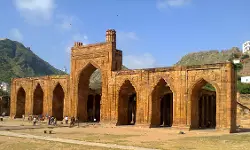 അജ്മീര്‍ ദര്‍ഗയ്ക്ക് അവകാശവാദുവമായി ജൈന സന്യാസിമാര്‍