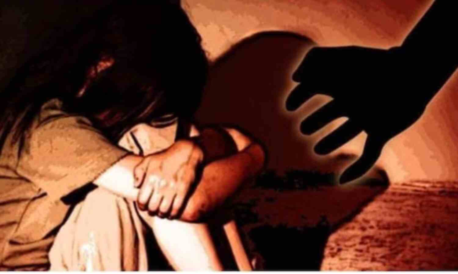 അജ്ഞാതൻ തട്ടിക്കൊണ്ടുപോയ പത്തുവയസ്സുകാരി ലൈംഗികാതിക്രമത്തിന് ഇരയായെന്ന് മെഡിക്കൽ റിപോര്ട്ട് അജ്ഞാതൻ തട്ടിക്കൊണ്ടുപോയ പത്തുവയസ്സുകാരി ലൈംഗികാതിക്രമത്തിന് ഇരയായെന്ന് മെഡിക്കൽ റിപോര്ട്ട്