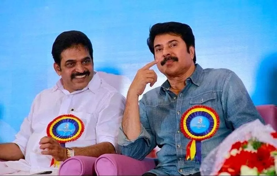 വിദ്വേഷ പ്രചാരണങ്ങളുടെ വിഷമേല്ക്കാതെ പൊതിഞ്ഞുപിടിക്കേണ്ടത് കേരളമാണ്; മമ്മൂട്ടിയെ പിന്തുണച്ച് കെ സി വേണുഗോപാല് വിദ്വേഷ പ്രചാരണങ്ങളുടെ വിഷമേല്ക്കാതെ പൊതിഞ്ഞുപിടിക്കേണ്ടത് കേരളമാണ്; മമ്മൂട്ടിയെ പിന്തുണച്ച് കെ സി വേണുഗോപാല്